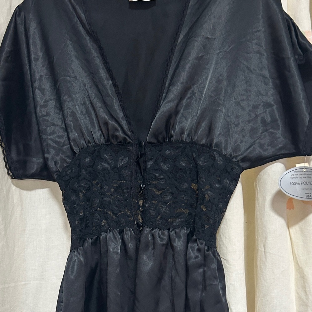 Elegant Black Chemise Slip M - Picture 2 of 5